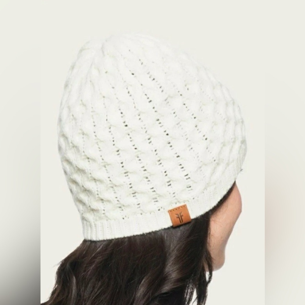 Frye Cable Knit Off White Beanie Hat One Size 100% Acrylic Knitwear NWT